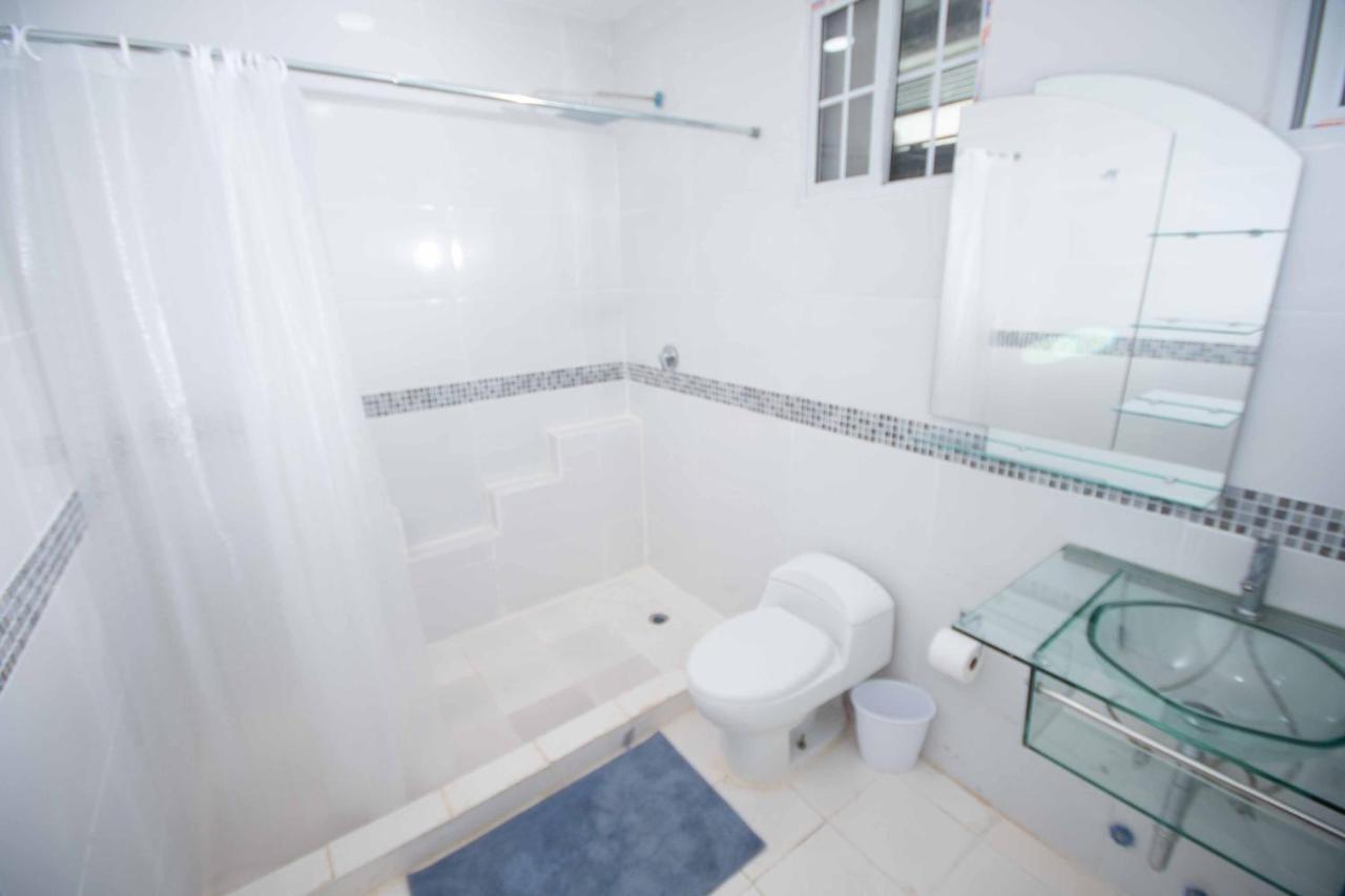 Hostal El Prado Панама Сити Екстериор снимка