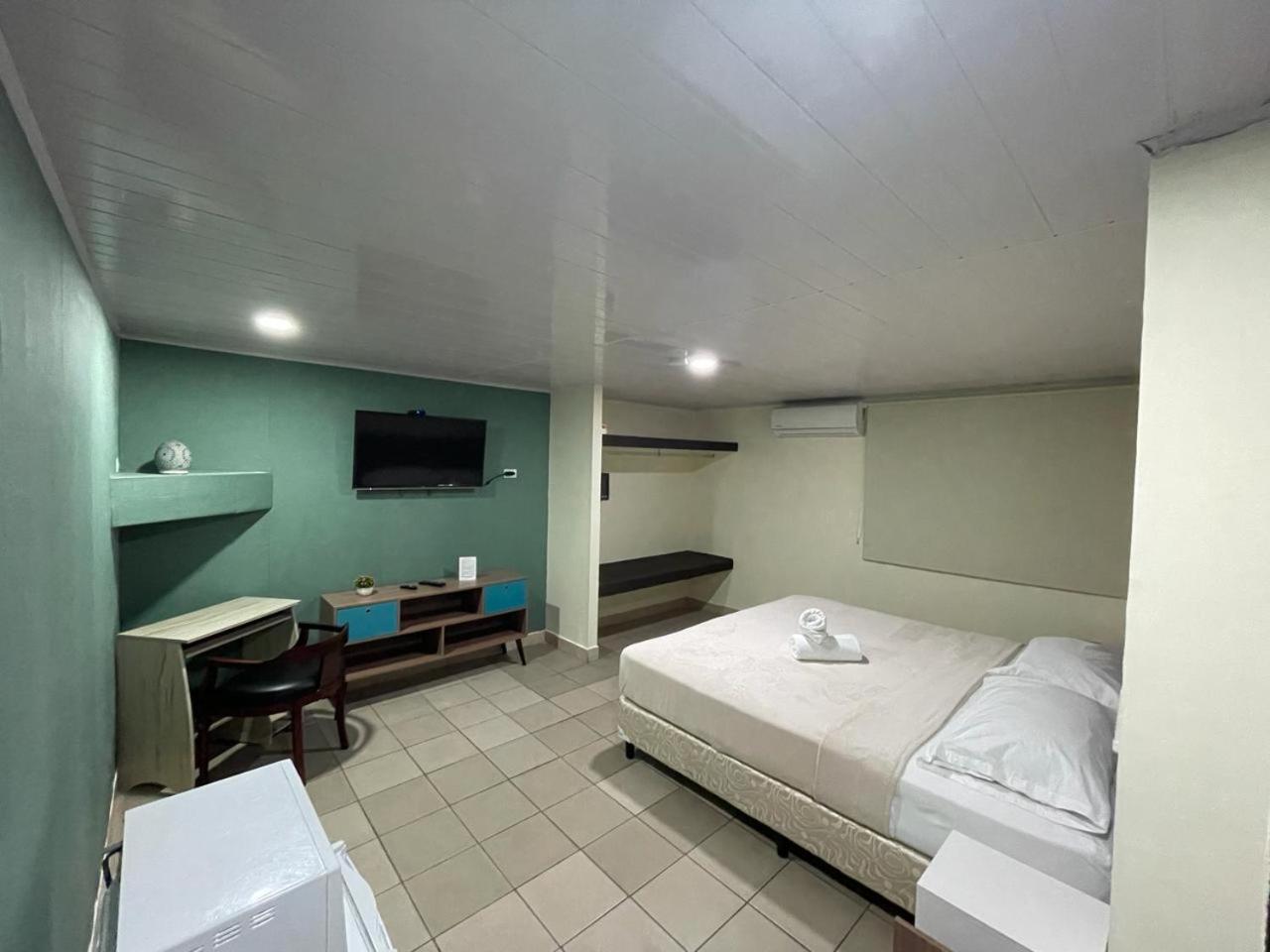 Hostal El Prado Панама Сити Екстериор снимка