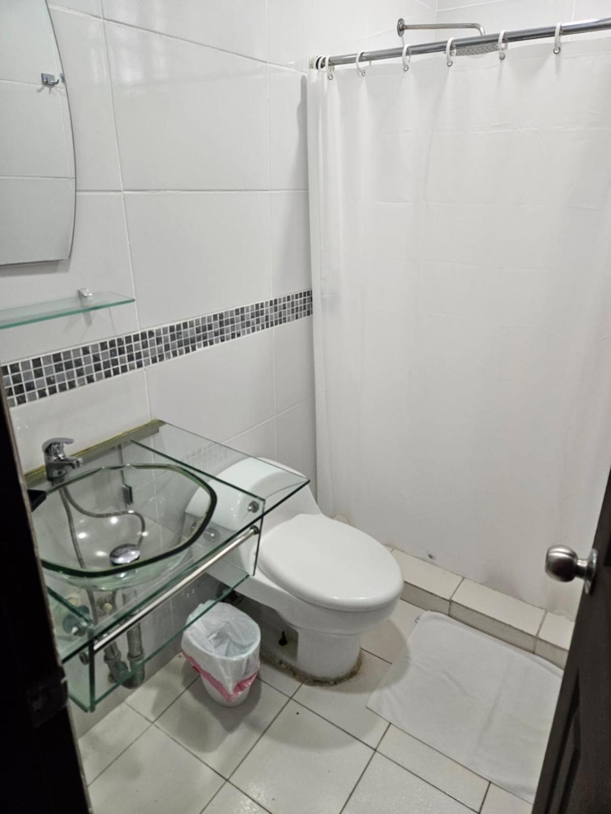 Hostal El Prado Панама Сити Екстериор снимка