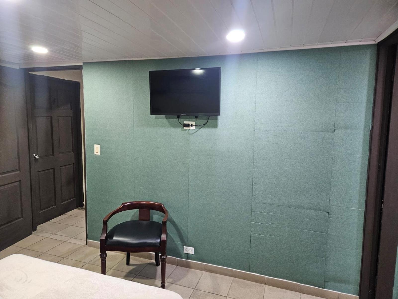 Hostal El Prado Панама Сити Екстериор снимка